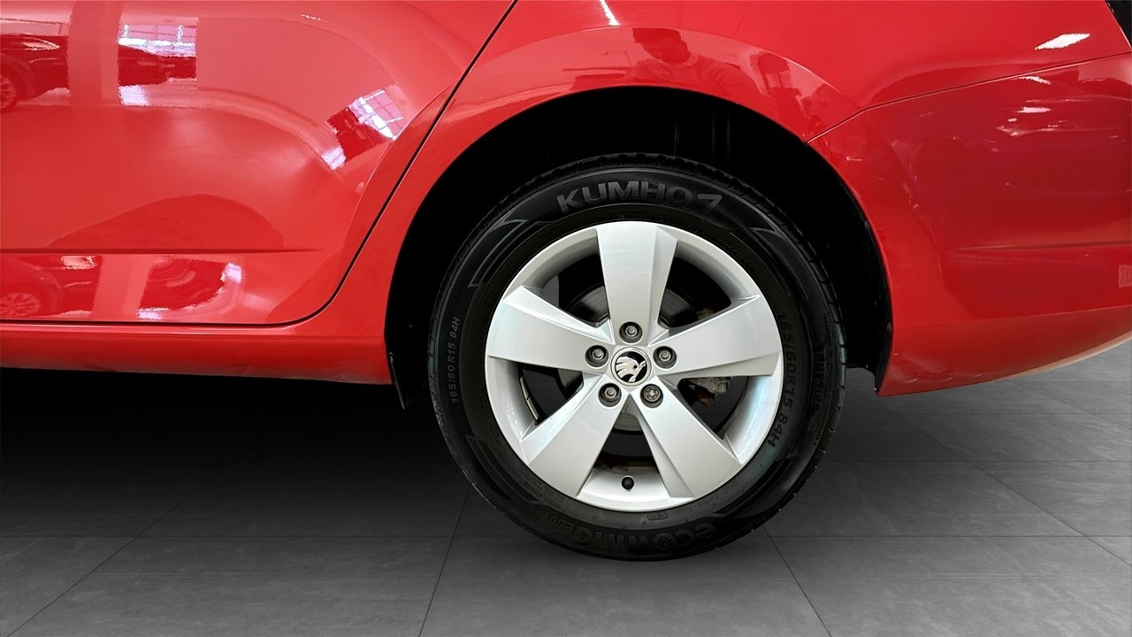 Skoda Fabia Combi Style 1,0 TSI 95 2018, bild 6/12