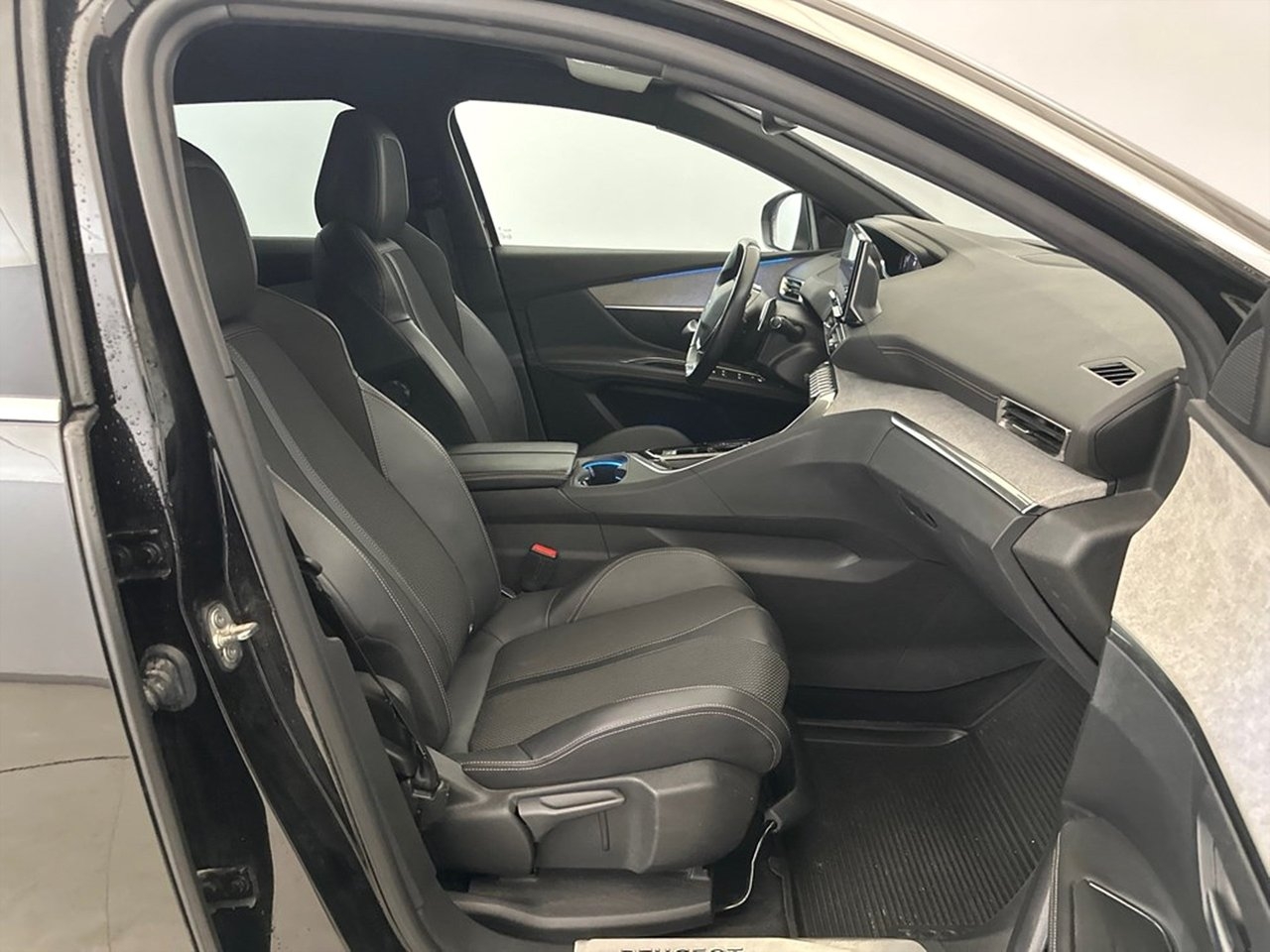 Peugeot 3008 1.2 PureTech GT 2023, bild 7/10