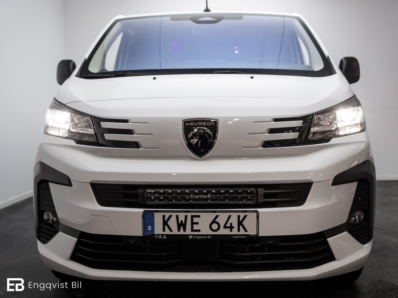 Peugeot Expert 2.2 BlueHDi 150 EAT 2025, bild 2/34