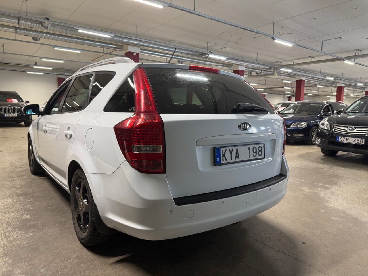 Kia Ceed cee'd_sw 1.6 CRDi ECO Nybes 2010, bild 5/10