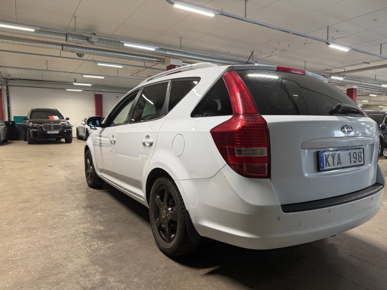Kia Ceed cee'd_sw 1.6 CRDi ECO Nybes 2010, bild 6/10