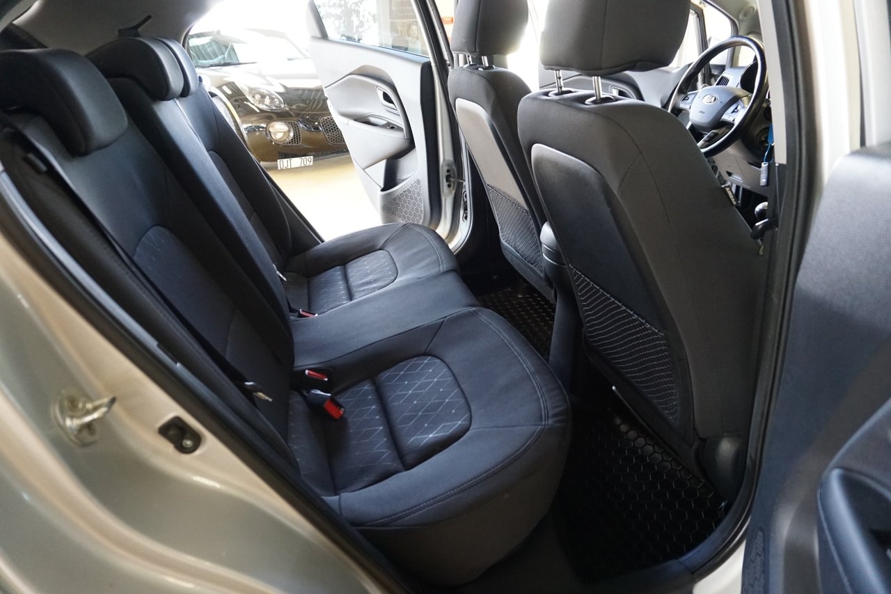 Kia Rio 2016, kuva 6/10