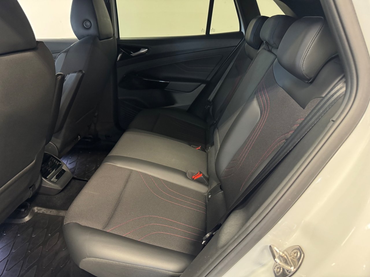Volkswagen ID.4 2023, bild 7/10