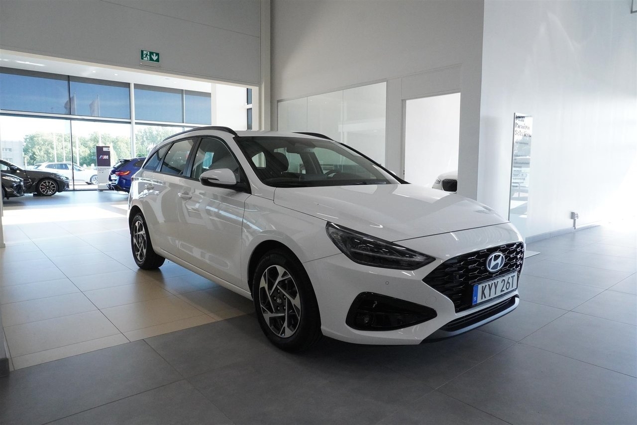 Hyundai i30 2025, bild 4/9