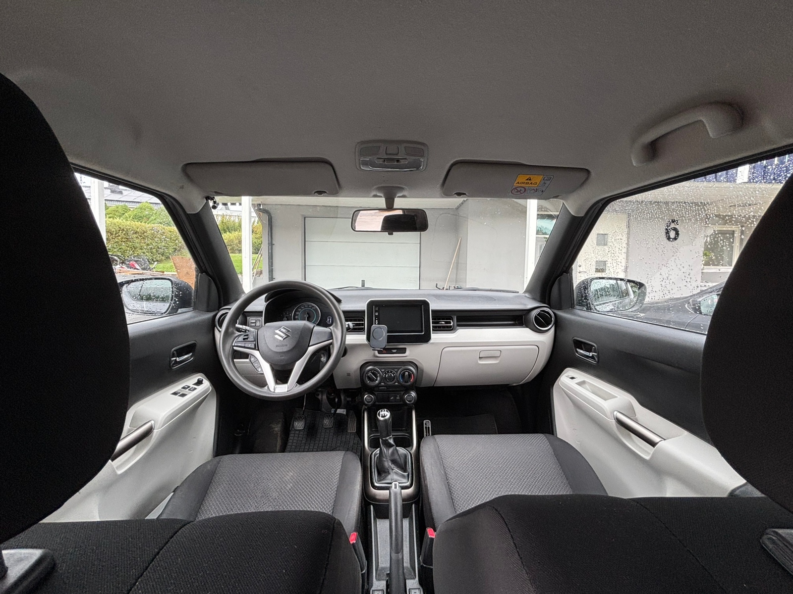 Suzuki Ignis 2017, bild 5/10