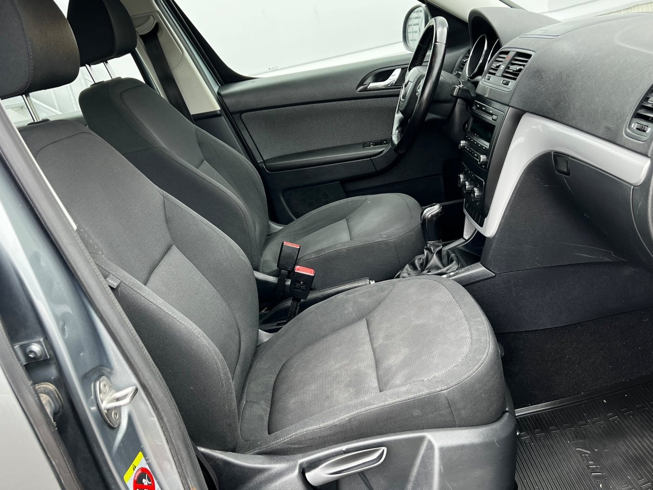 Skoda Yeti 2012, bild 6/10