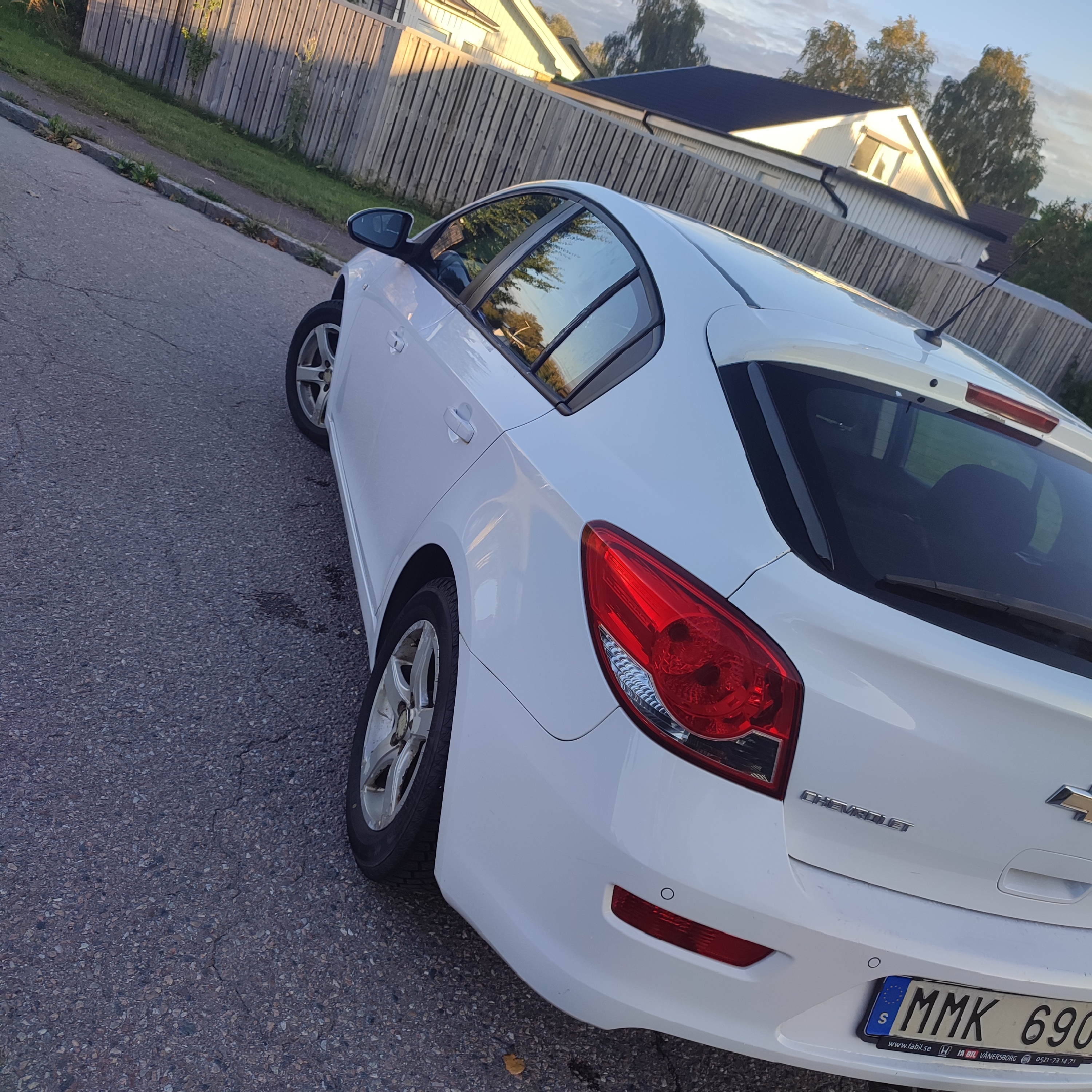 Chevrolet Cruze Halvkombi 1.6 Manuell 2012, bild 5/7