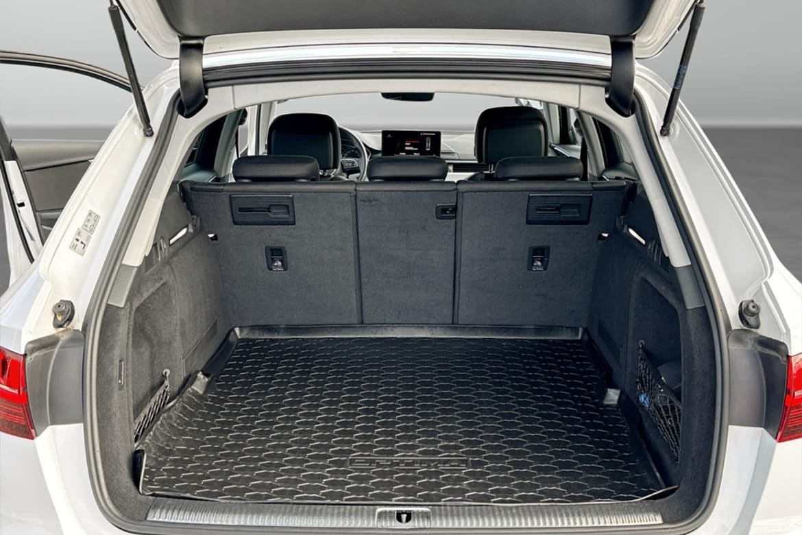 Audi A4 2020, bild 7/10