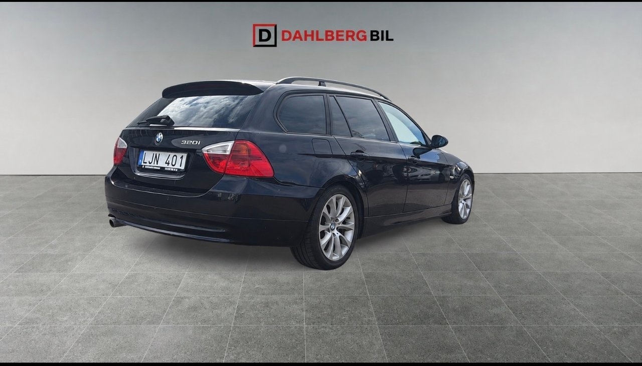 BMW 320i 2008, bild 4/10