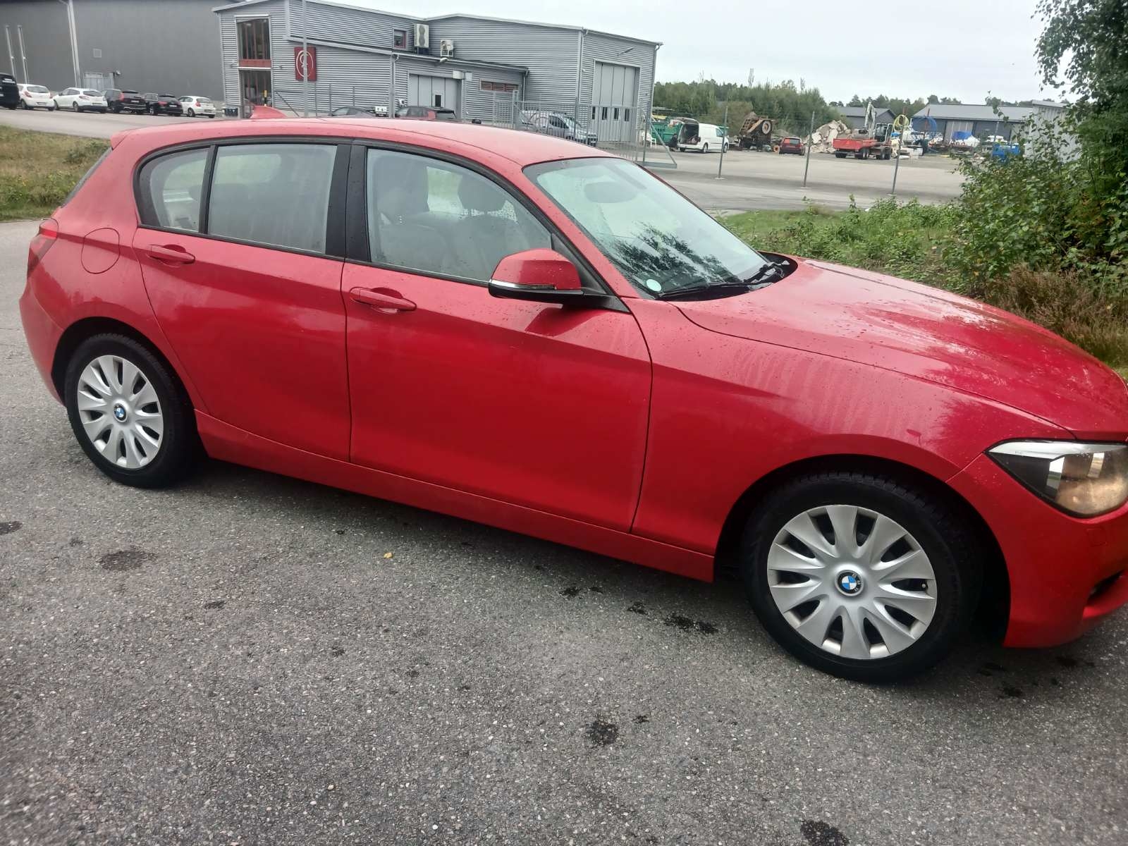 BMW 116 i 5-dörrars Manuell 2012, bild 3/10