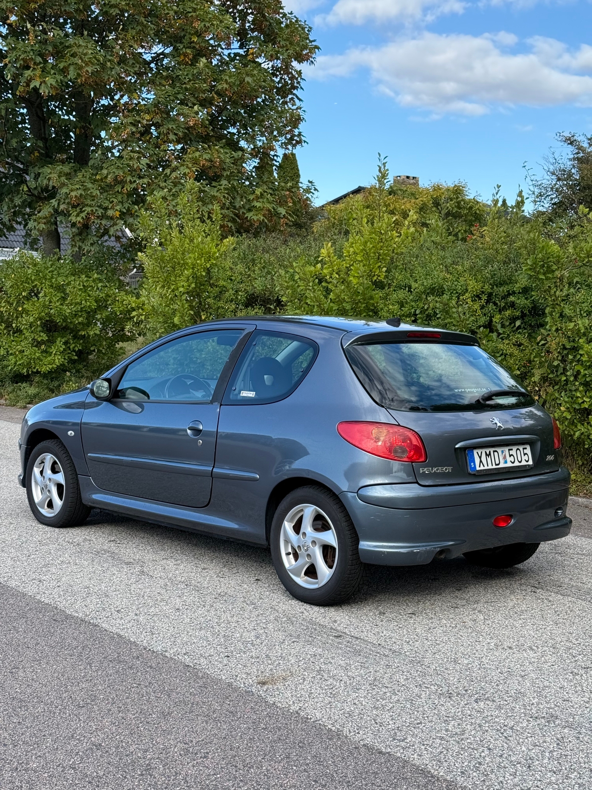 Peugeot 206 3-dörrar 1.6 Manuell 2006, bild 2/5