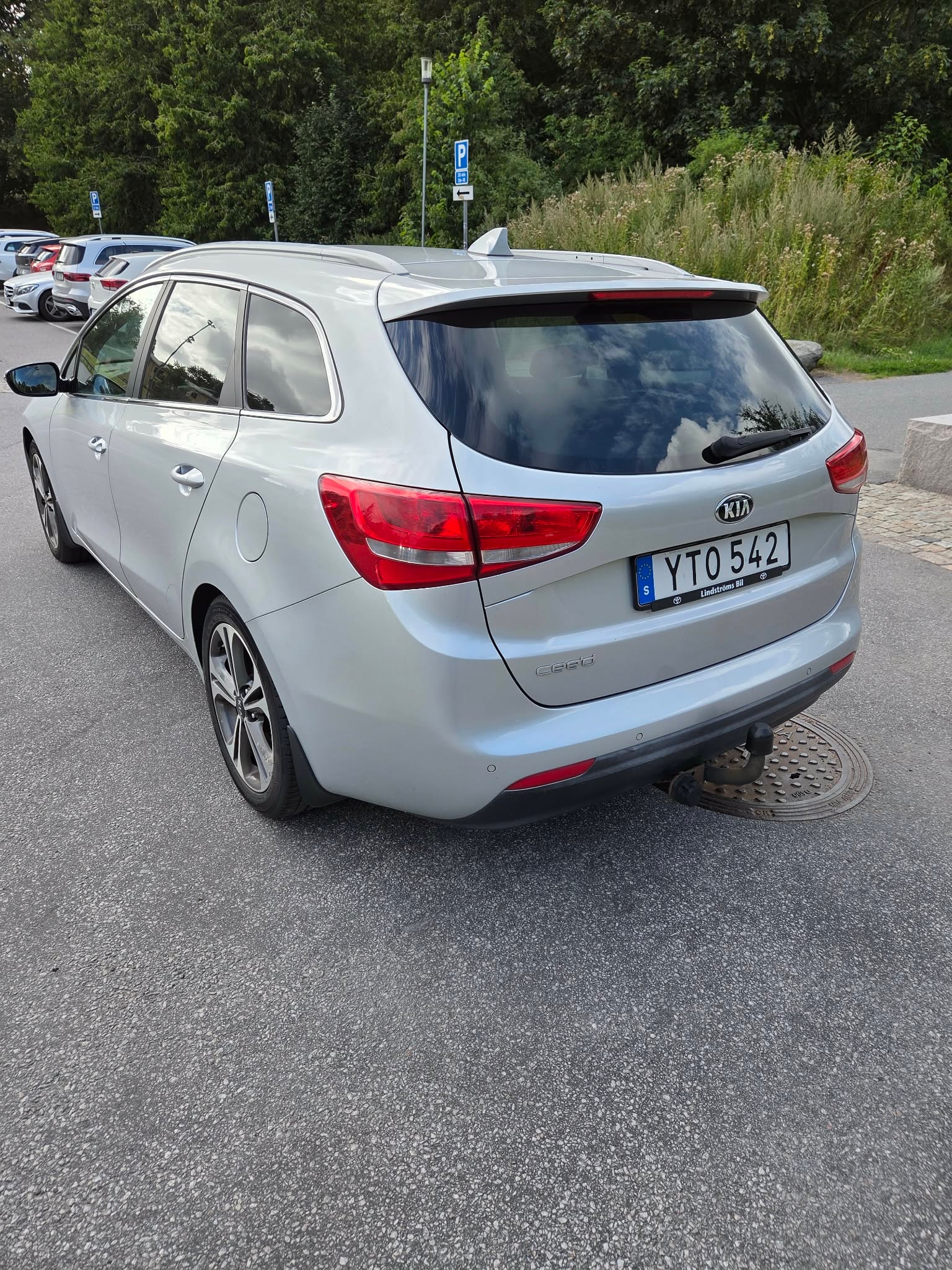 Kia Ceed 2018, bild 2/3