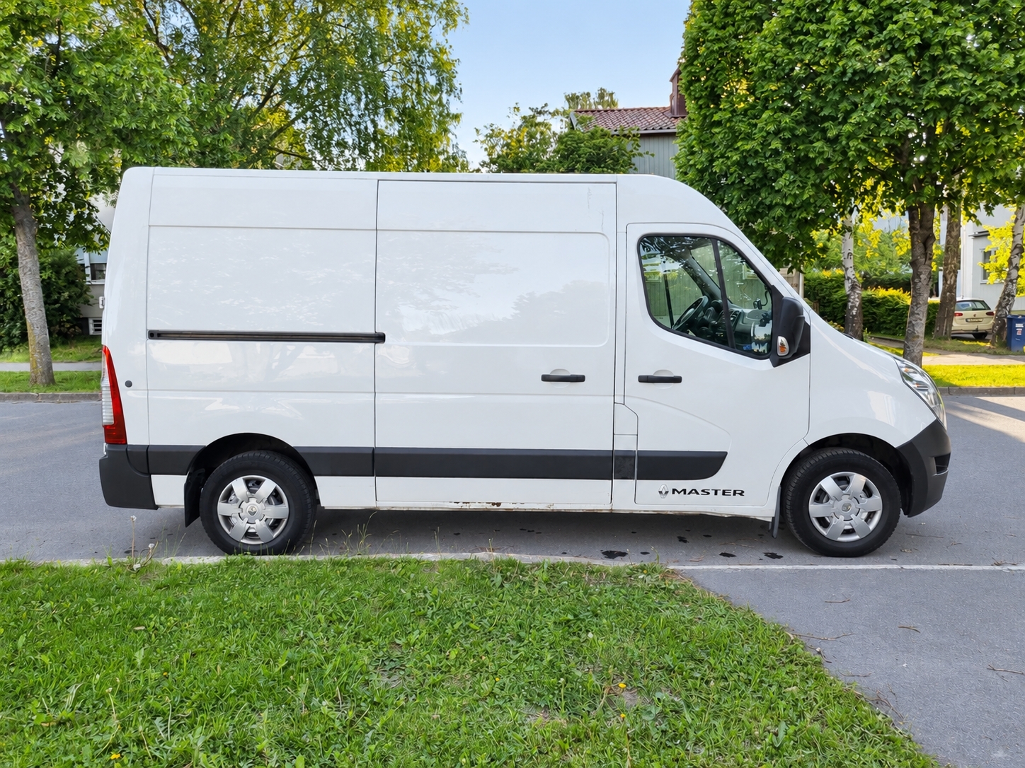 Renault Master 3.5 T 2.3 dCi Manuell 2017, kuva 5/10