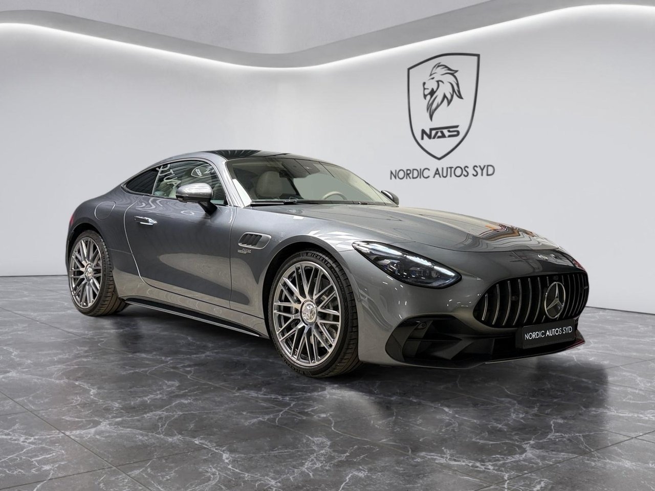 Mercedes-Benz AMG GT 43 Coupe / Pano 2025, bild 7/10
