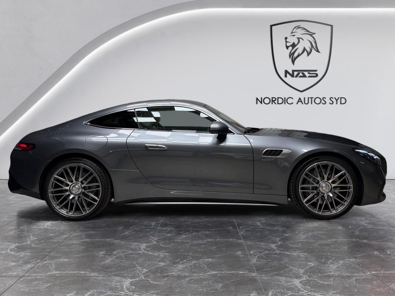 Mercedes-Benz AMG GT 43 Coupe / Pano 2025, bild 6/10