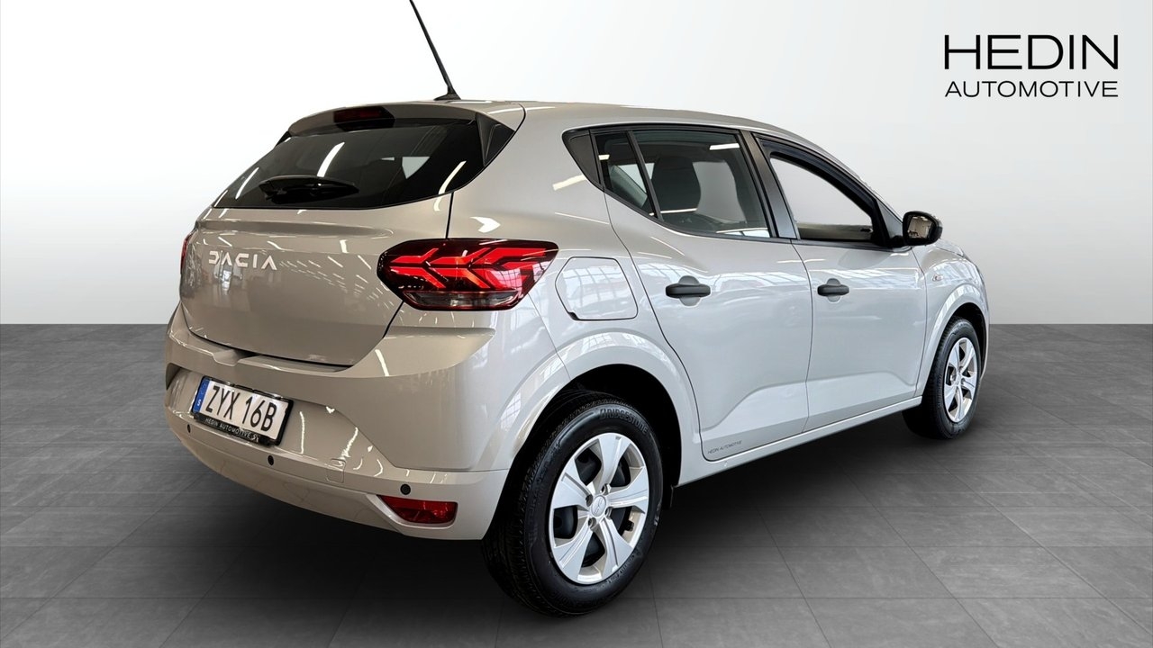 Dacia Sandero 1.0 TCe 91hp Manual 2023, bild 5/17