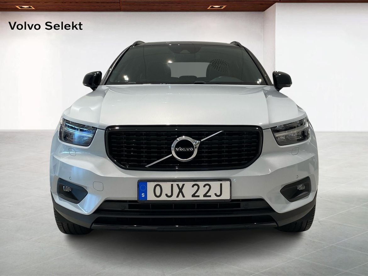 Volvo XC40 B4 FWD Bensin R-Design 2021, bild 3/10