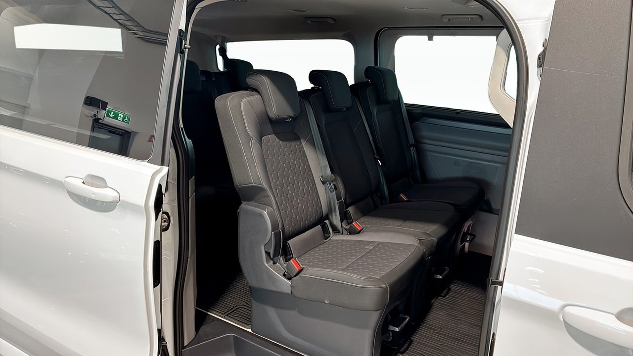 Ford Tourneo Custom Titanium PHEV 9-Sits 2025, bild 5/9