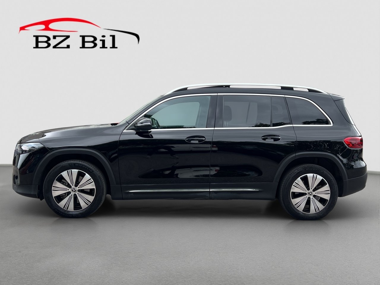 Mercedes-Benz EQB 2025, bild 2/10