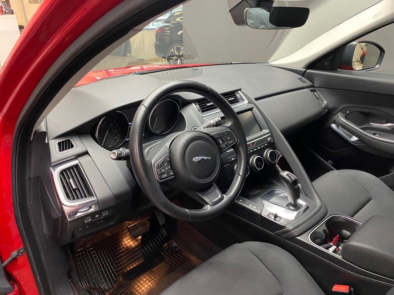 Jaguar E-Pace D150 AWD 2019, kuva 5/10
