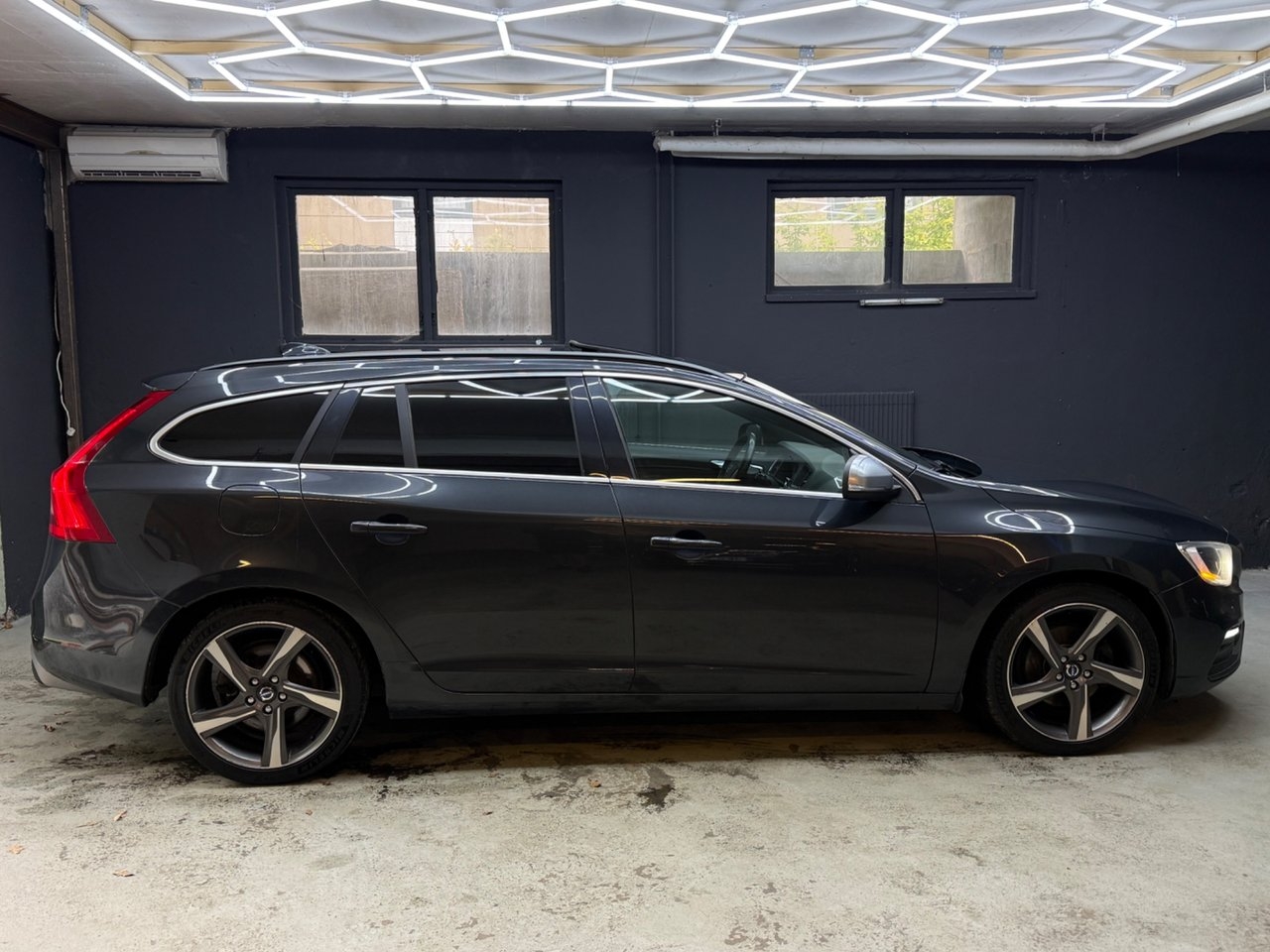 Volvo V60 D2 Powershift R-Design 2014, bild 5/10
