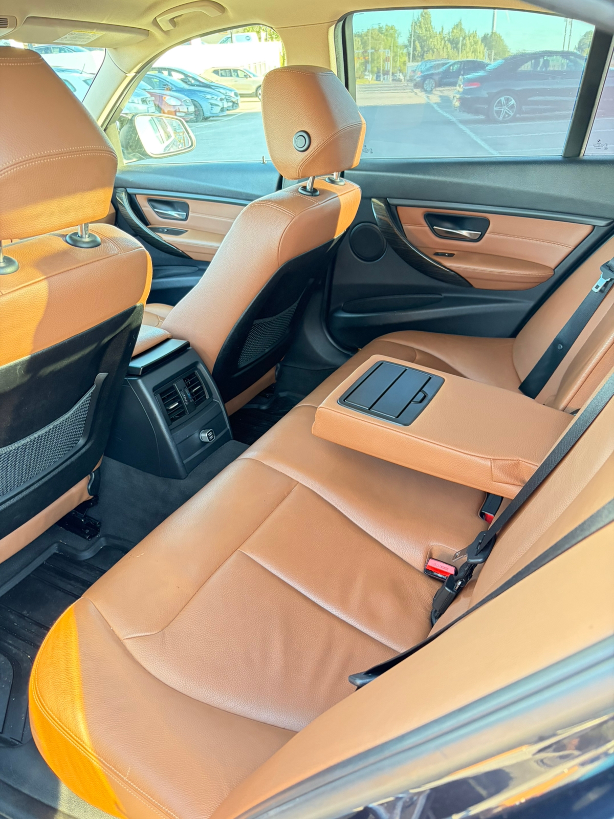 BMW 320 d Sedan Manuell 2013, kuva 6/9