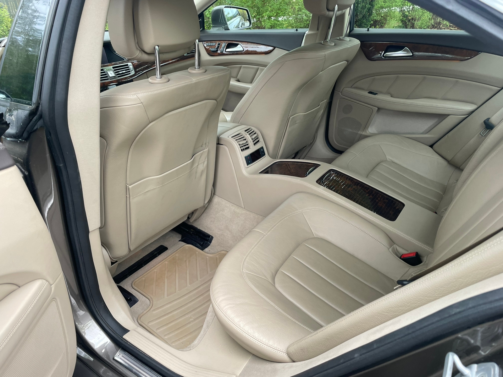 Mercedes-Benz CLS 2011, bild 6/8