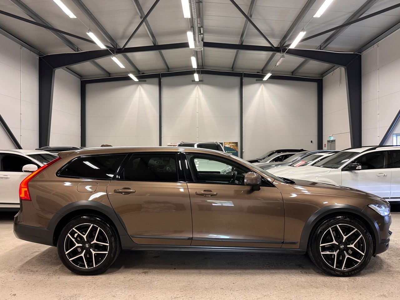 Volvo V90 Cross Country 2018, bild 4/10