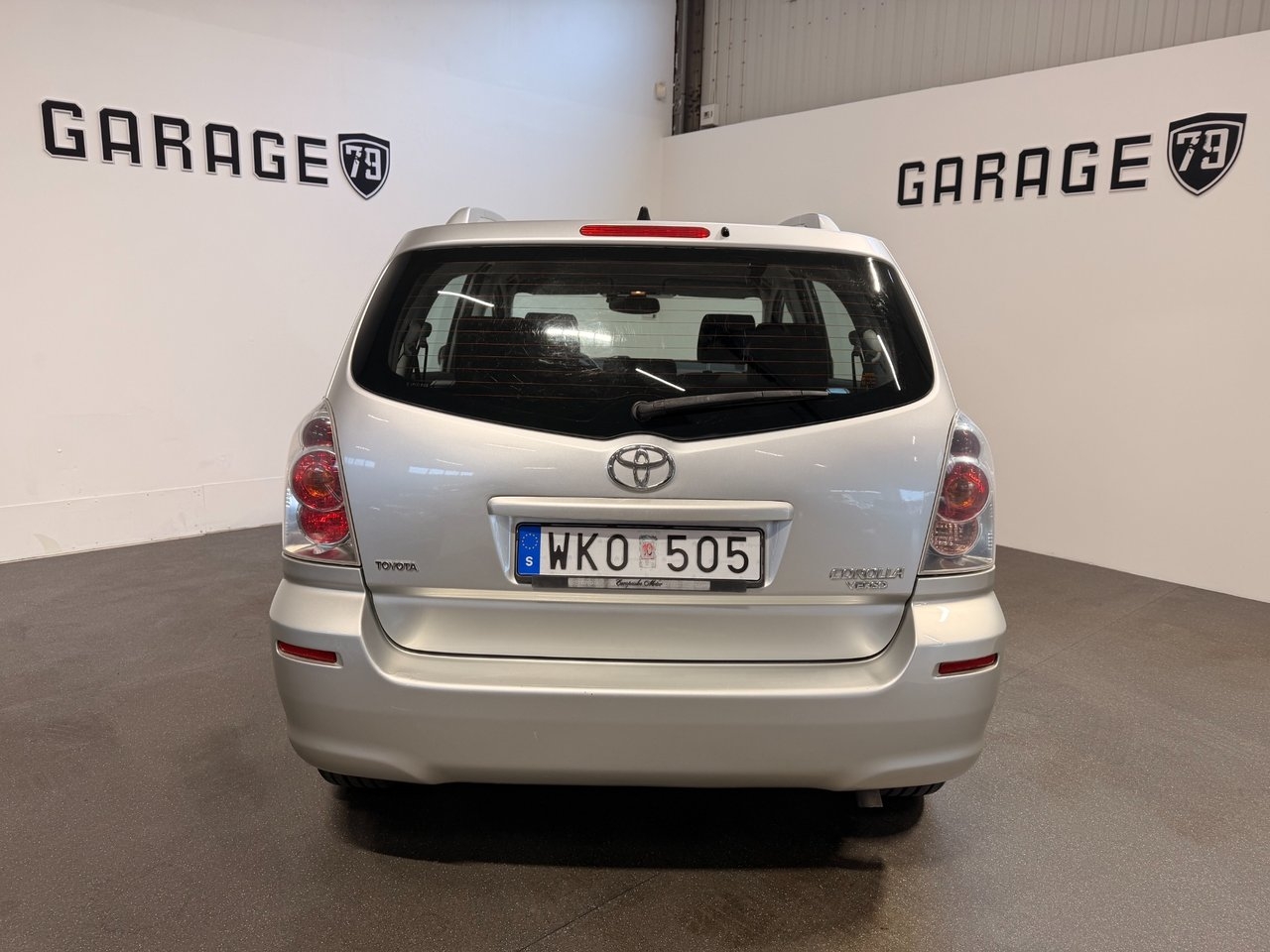 Toyota Corolla Verso 1.8 VVT-i 2004, bild 6/10