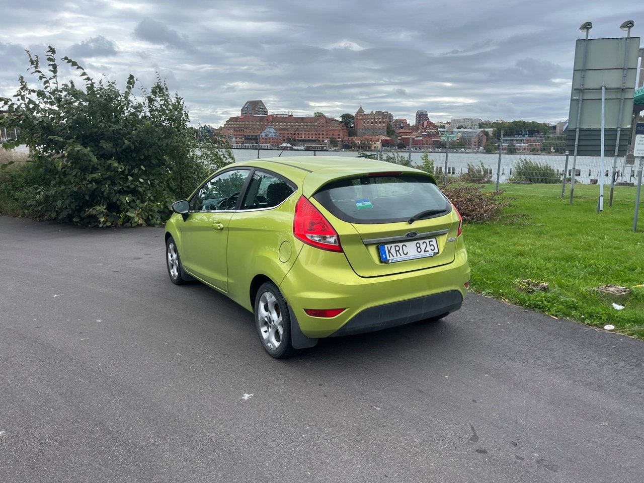 Ford Fiesta 2010, kuva 5/10
