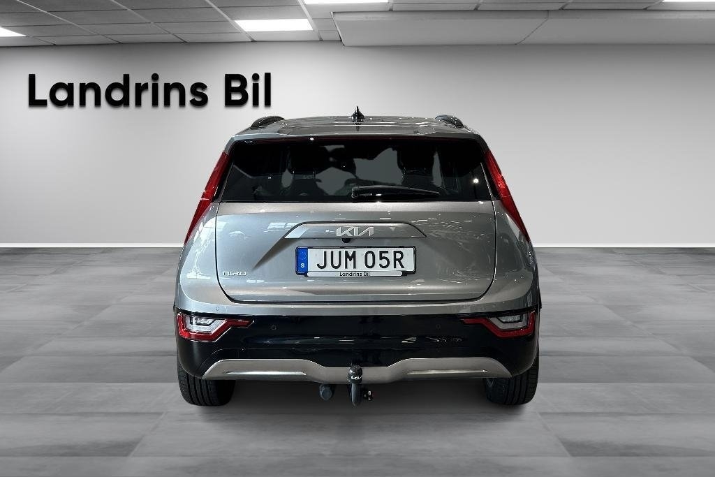 Kia Niro EV Advance 2023, photo 5/10