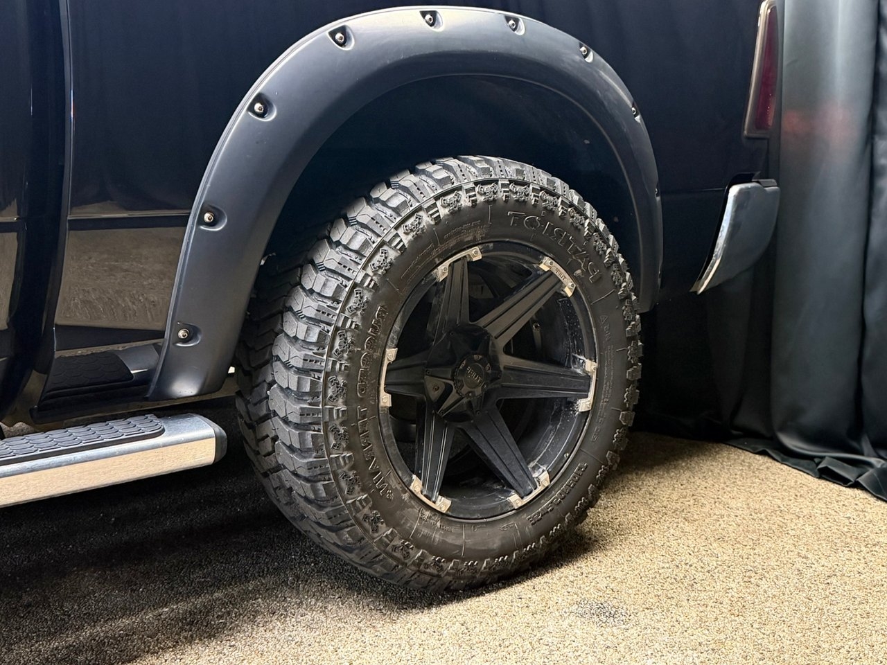 RAM 1500 2018, kuva 7/10
