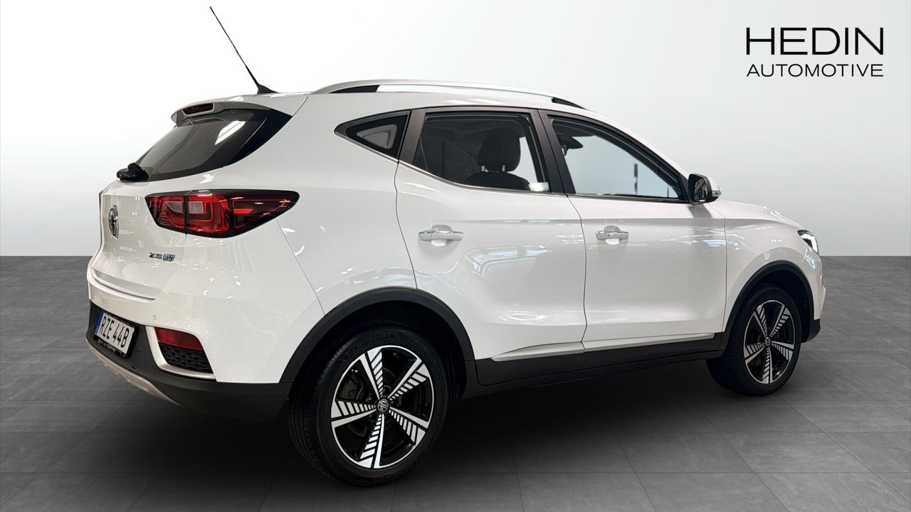 MG ZS LUXURY 45 KWH 2020, bild 2/9