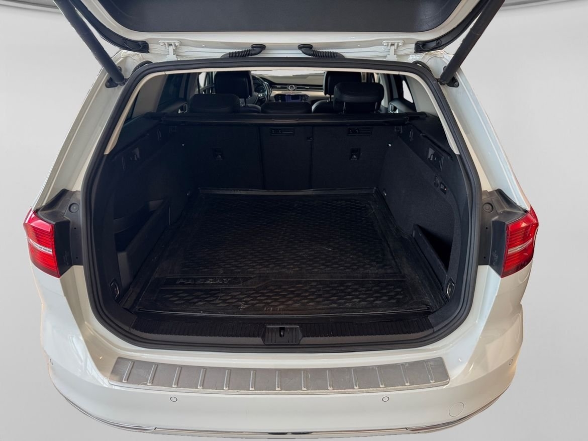 Volkswagen Passat 2018, bild 4/10