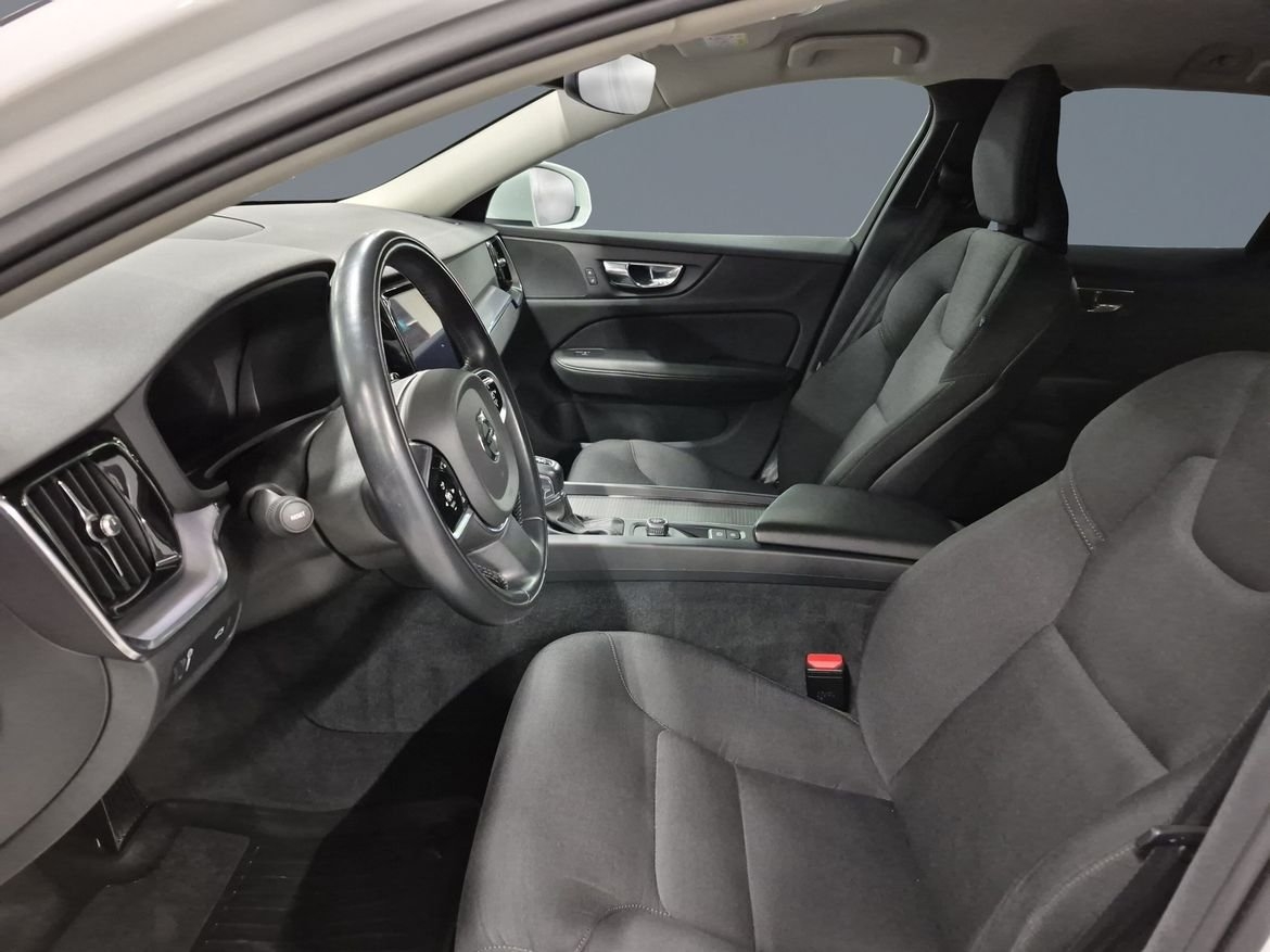 Volvo V60 D3 Momentum SE 2020, bild 6/12