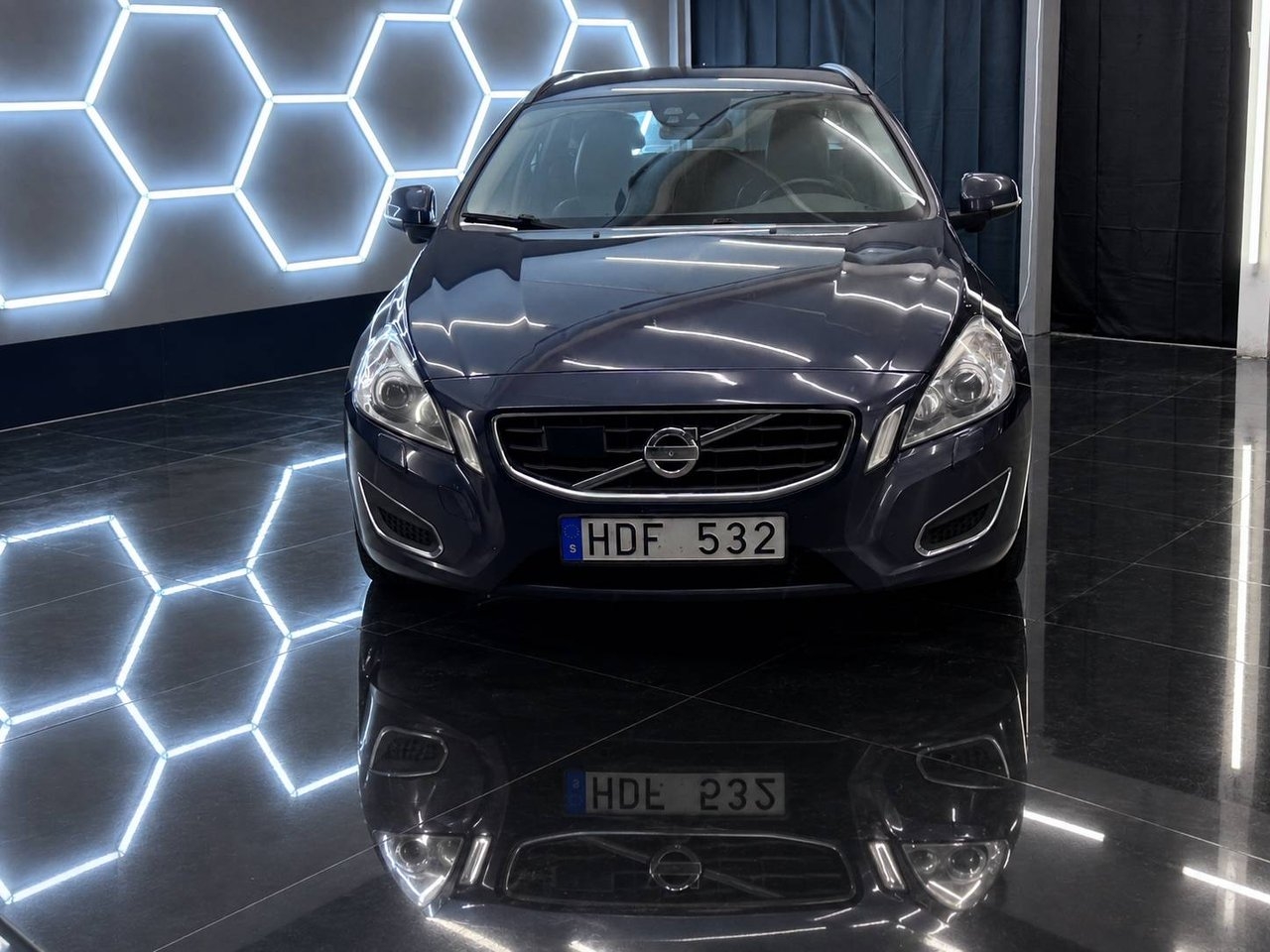 Volvo V60 2013, bild 2/10