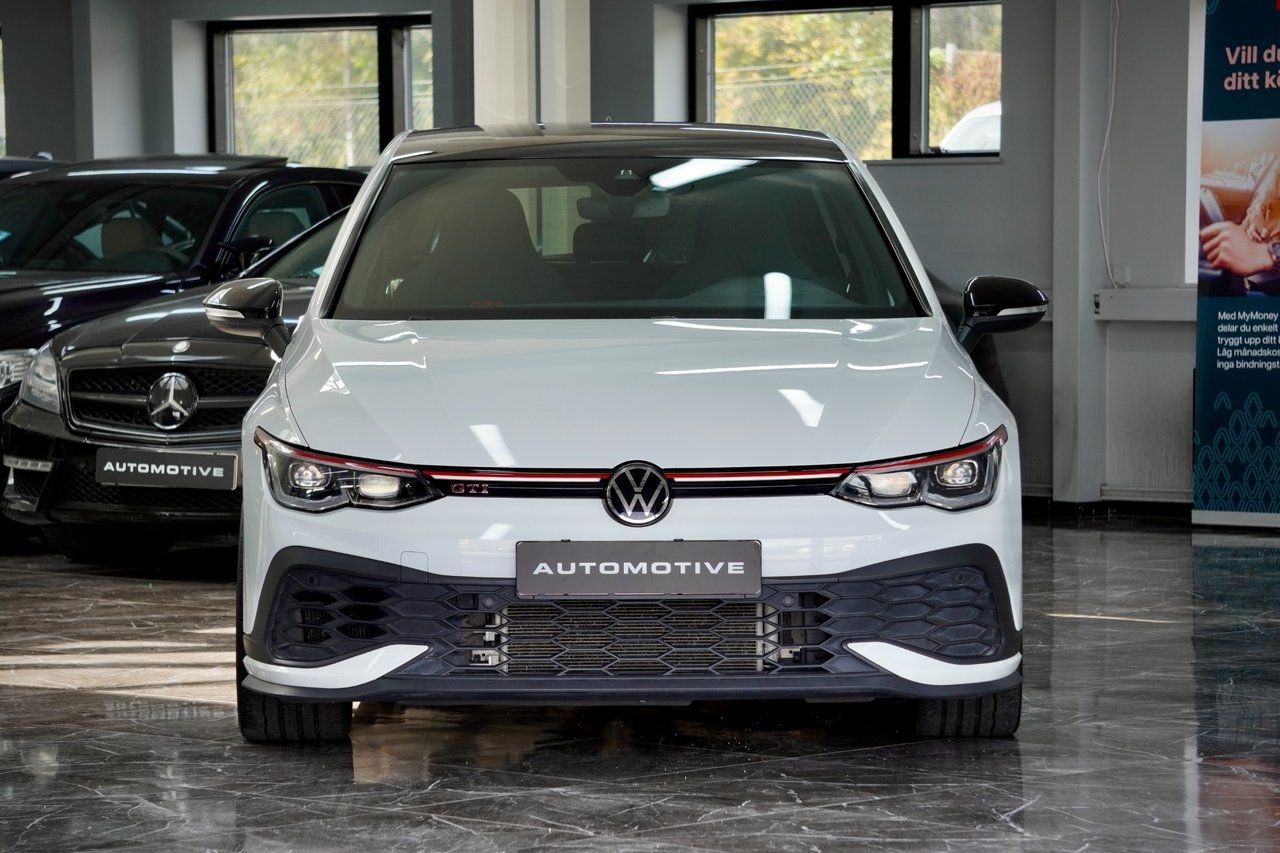 Volkswagen Golf 2022, kuva 2/10