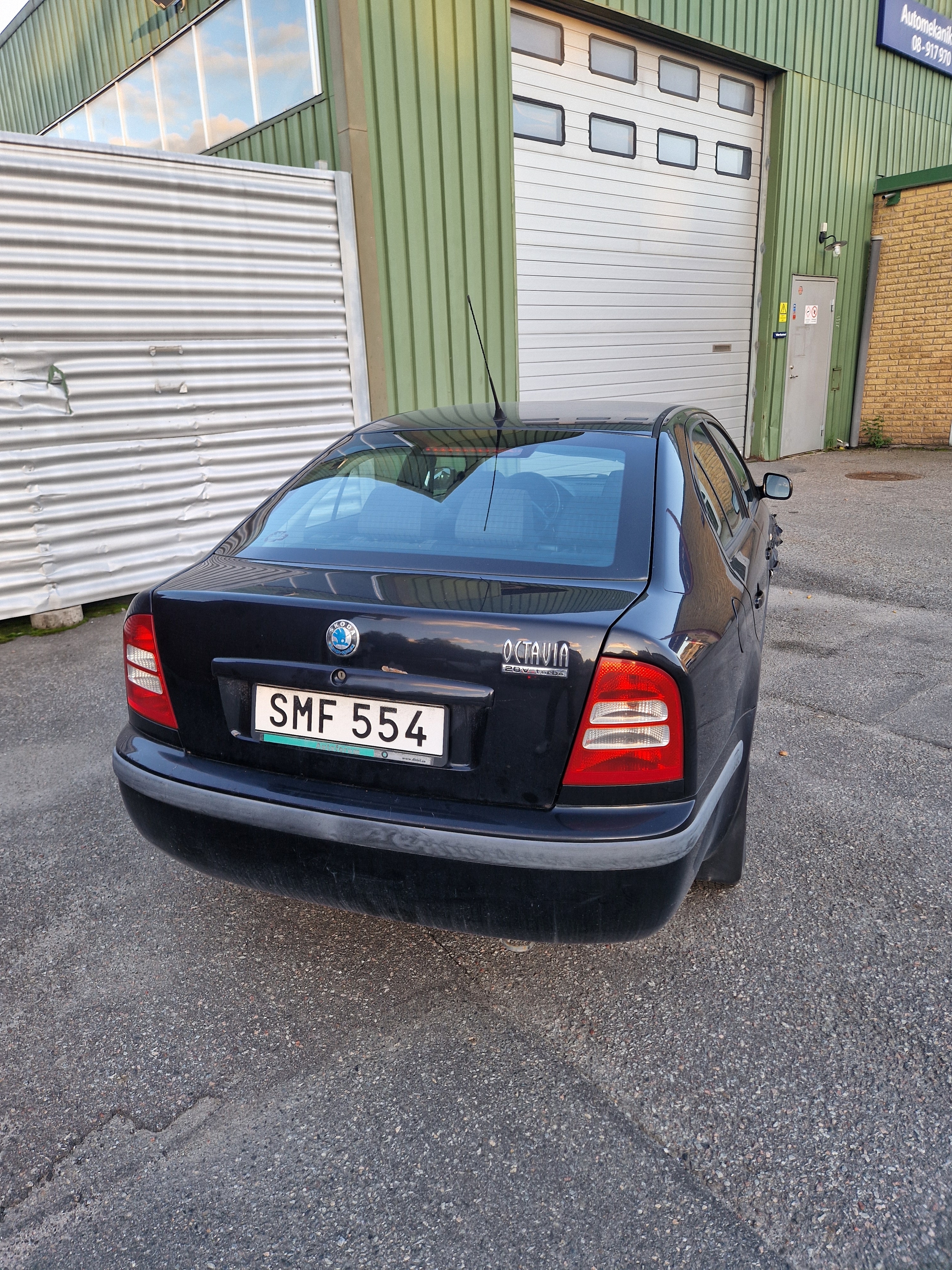 Skoda Octavia Tour 1.8 T Manuell 2001, bild 3/7