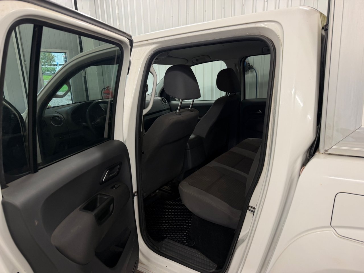 Volkswagen Amarok 2013, bild 7/8