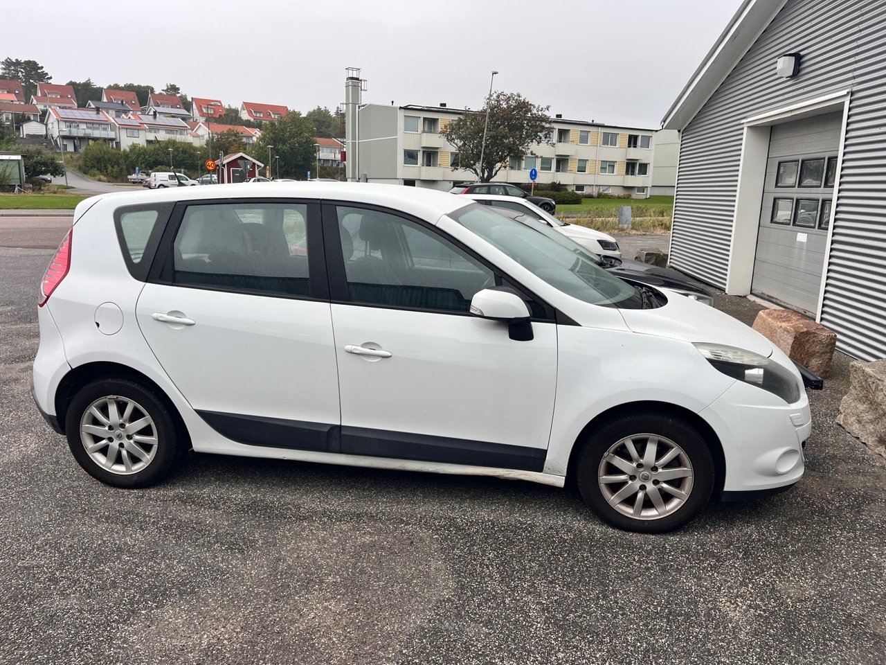 Renault Scenic 1.6 2011, kuva 6/7