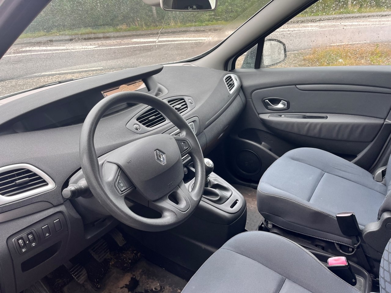 Renault Scenic 1.6 2011, kuva 3/7