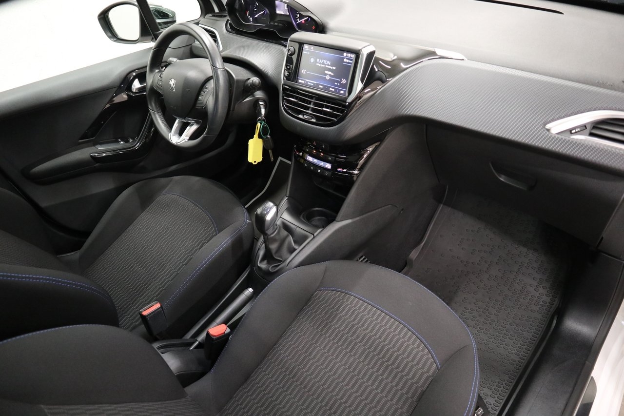 Peugeot 208 2017, bild 5/10