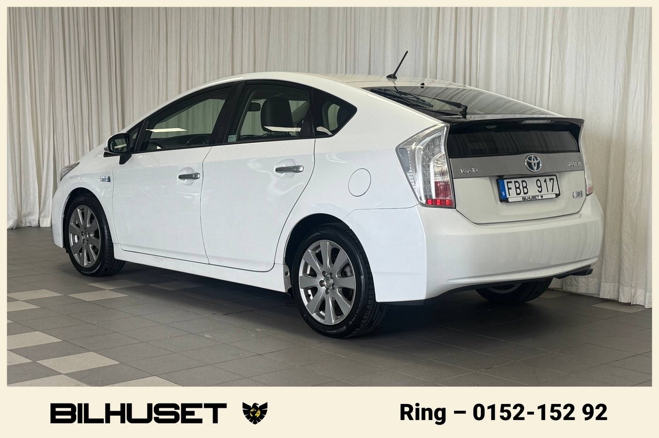Toyota Prius Plug-in Hybrid 2013, bild 5/10