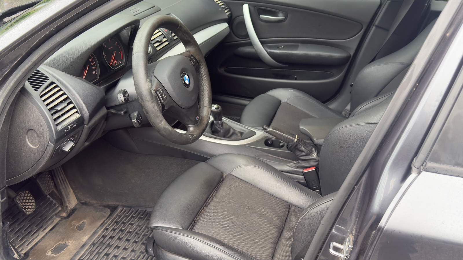 BMW 120 2008, bild 4/5