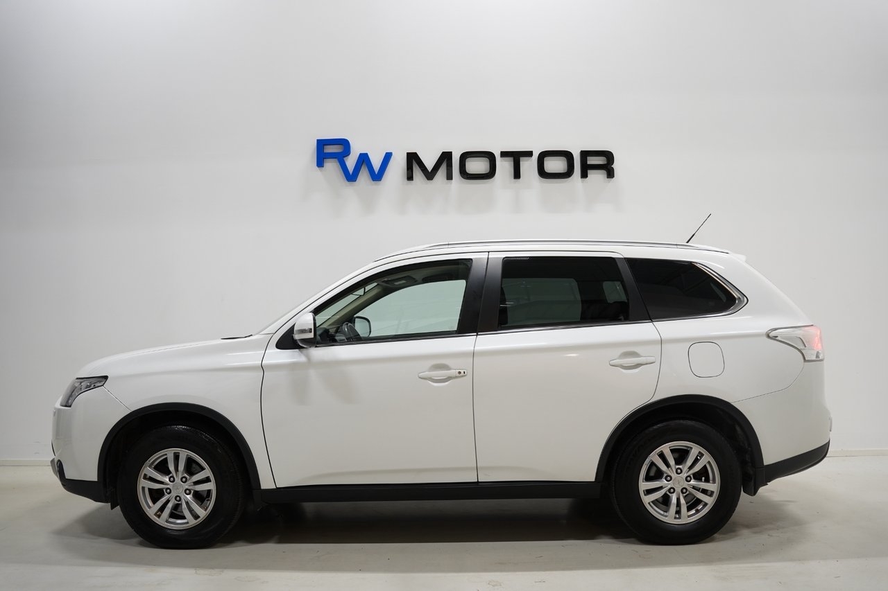 Mitsubishi Outlander 2015, bild 3/10