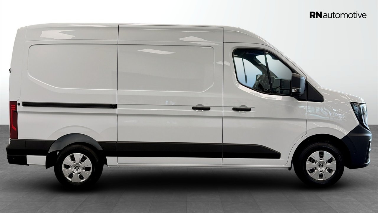Renault Master L2H2 2026, photo 6/10