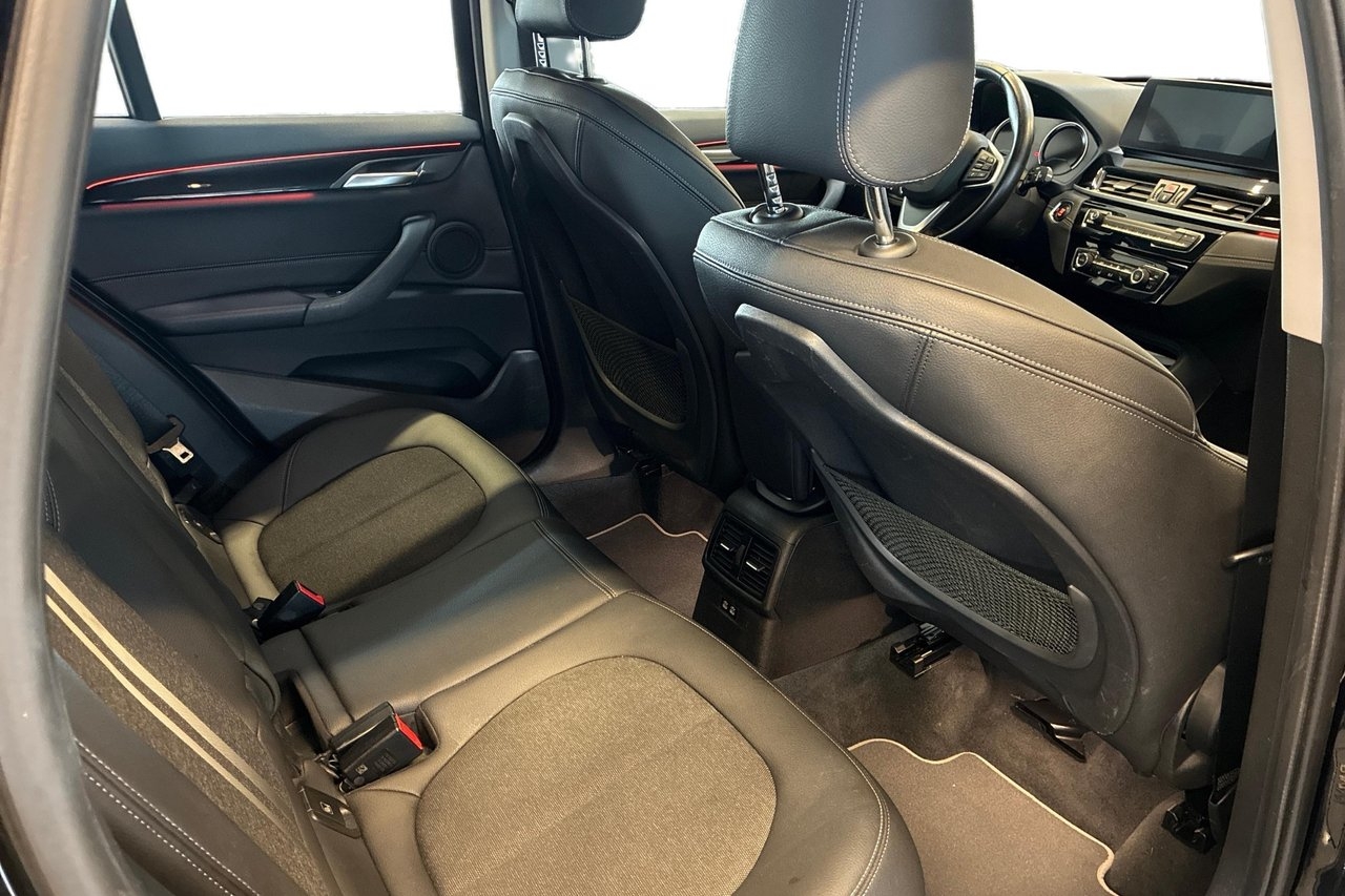 BMW X1 xDrive20d Sport line 2020, photo 7/10