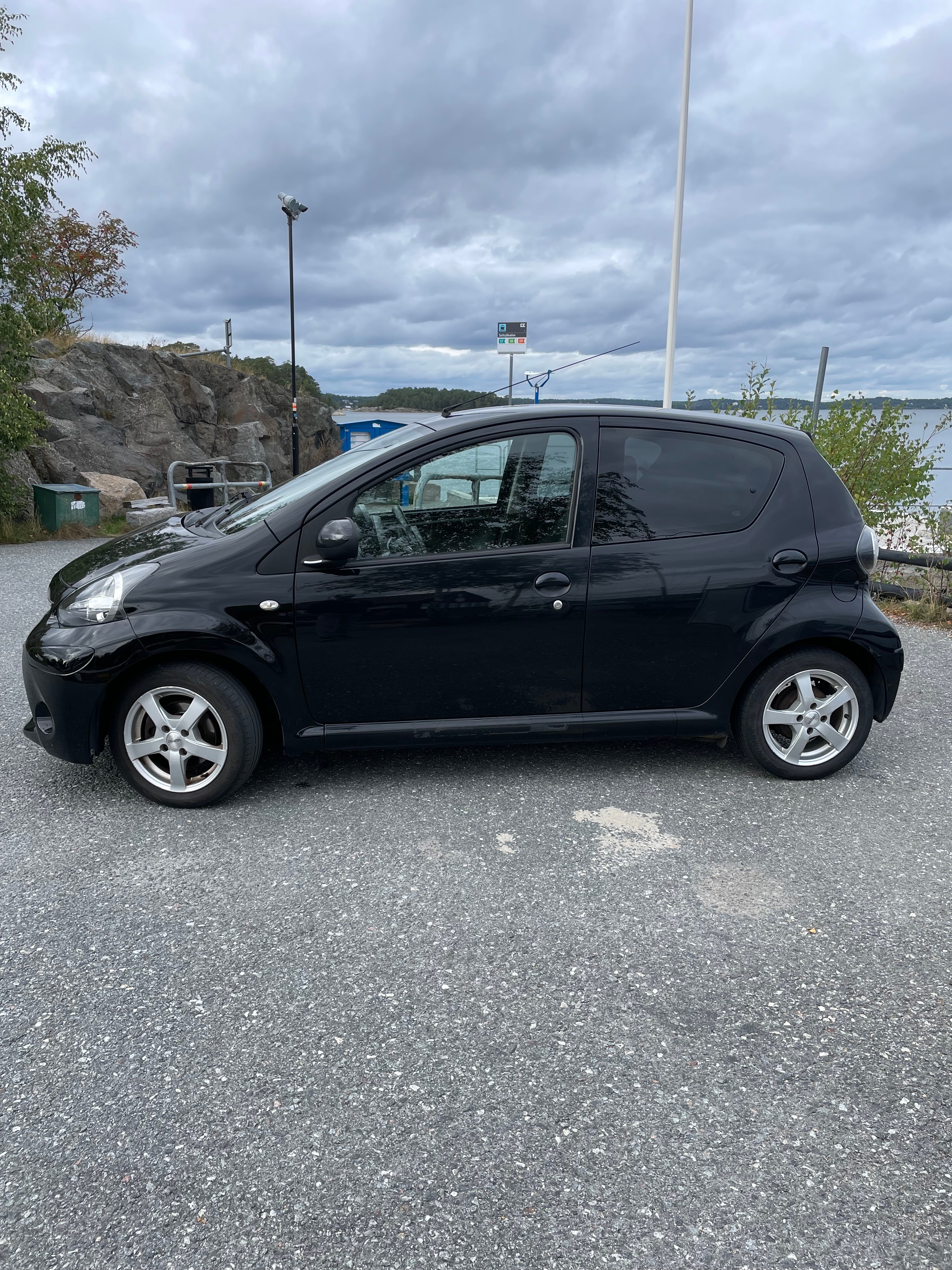Toyota Aygo 5-dörrar 1.0 VVT-i MultiMode 2012, bild 4/8