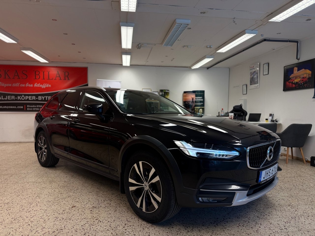 Volvo V90 Cross Country 2018, bild 2/10