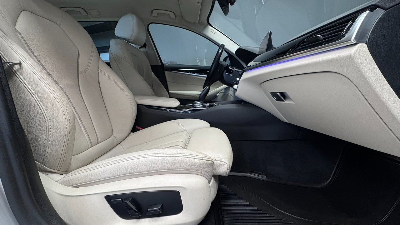 BMW 520 d xDrive Touring Sport line 2019, bild 7/23